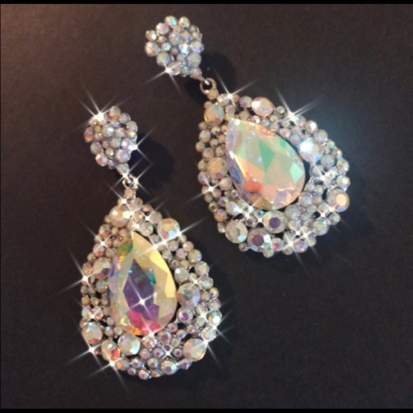 Auroura Borealas Color Crystal Pageant Earrings - Picture 1 of 1